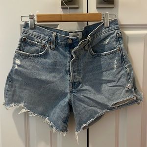 AGOLDE Parker long cut off Jean shorts size 26